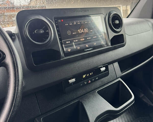Белый Мерседес Sprinter, объемом двигателя 2.2 л и пробегом 146 тыс. км за 27900 $, фото 15 на Automoto.ua