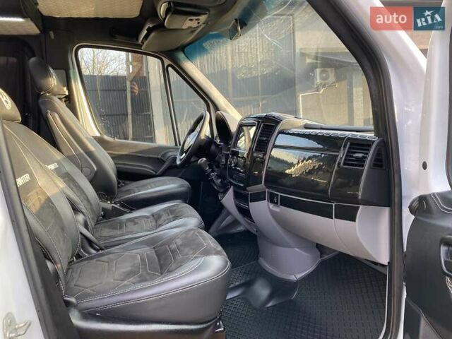 Білий Мерседес Sprinter, об'ємом двигуна 2.14 л та пробігом 368 тис. км за 25750 $, фото 57 на Automoto.ua