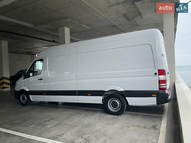 Белый Мерседес Sprinter, объемом двигателя 3 л и пробегом 300 тыс. км за 29500 $, фото 77 на Automoto.ua