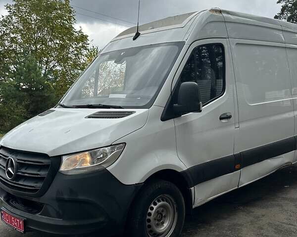 Мерседес Sprinter 2018 в Виннице на Automoto.ua Белый Мерседес Sprinter, объемом двигателя 2.2 л и пробегом 267 тыс. км за 18900 $, фото 8 на Automoto.ua