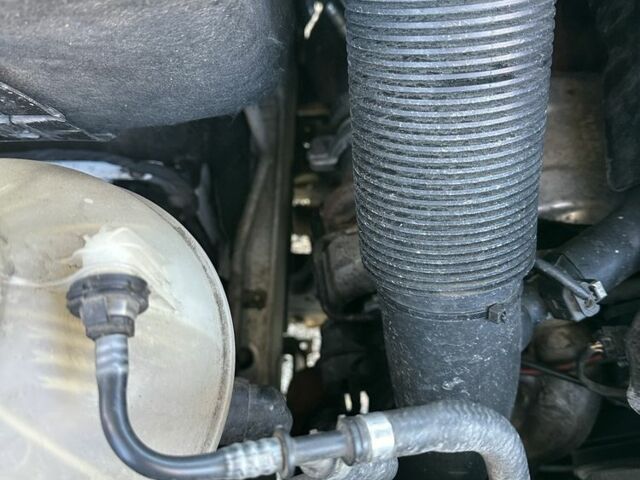 Білий Мерседес Sprinter, об'ємом двигуна 2.1 л та пробігом 420 тис. км за 40627 $, фото 21 на Automoto.ua