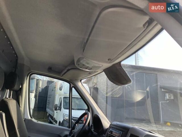Белый Мерседес Sprinter, объемом двигателя 2.2 л и пробегом 290 тыс. км за 19950 $, фото 25 на Automoto.ua