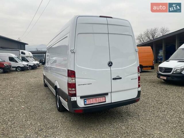Белый Мерседес Sprinter, объемом двигателя 2.2 л и пробегом 151 тыс. км за 17500 $, фото 7 на Automoto.ua