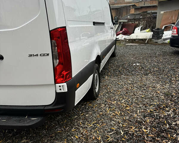 Белый Мерседес Sprinter, объемом двигателя 2.2 л и пробегом 146 тыс. км за 27900 $, фото 5 на Automoto.ua