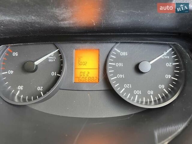 Белый Мерседес Sprinter, объемом двигателя 2.2 л и пробегом 288 тыс. км за 19700 $, фото 17 на Automoto.ua