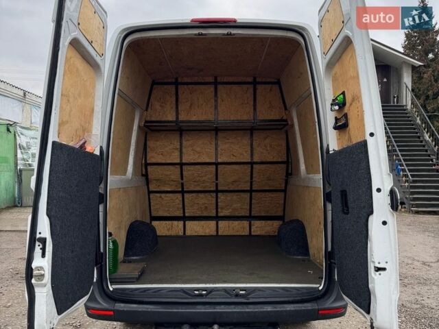 Белый Мерседес Sprinter, объемом двигателя 2.99 л и пробегом 630 тыс. км за 38000 $, фото 12 на Automoto.ua