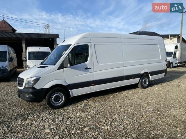 Белый Мерседес Sprinter, объемом двигателя 2.2 л и пробегом 290 тыс. км за 19950 $, фото 1 на Automoto.ua