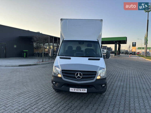 Белый Мерседес Sprinter, объемом двигателя 2.2 л и пробегом 264 тыс. км за 24300 $, фото 9 на Automoto.ua
