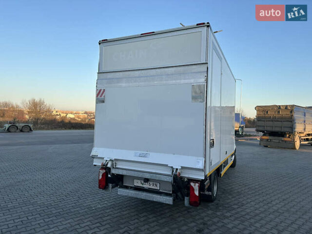 Белый Мерседес Sprinter, объемом двигателя 2.2 л и пробегом 264 тыс. км за 24300 $, фото 4 на Automoto.ua