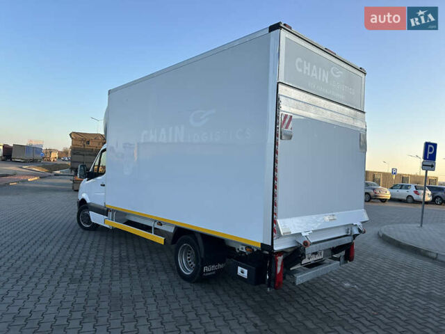 Белый Мерседес Sprinter, объемом двигателя 2.2 л и пробегом 264 тыс. км за 24300 $, фото 5 на Automoto.ua