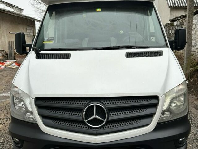 Белый Мерседес Sprinter, объемом двигателя 2.2 л и пробегом 279 тыс. км за 20500 $, фото 1 на Automoto.ua