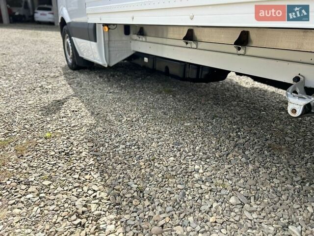 Белый Мерседес Sprinter, объемом двигателя 3 л и пробегом 140 тыс. км за 23950 $, фото 34 на Automoto.ua