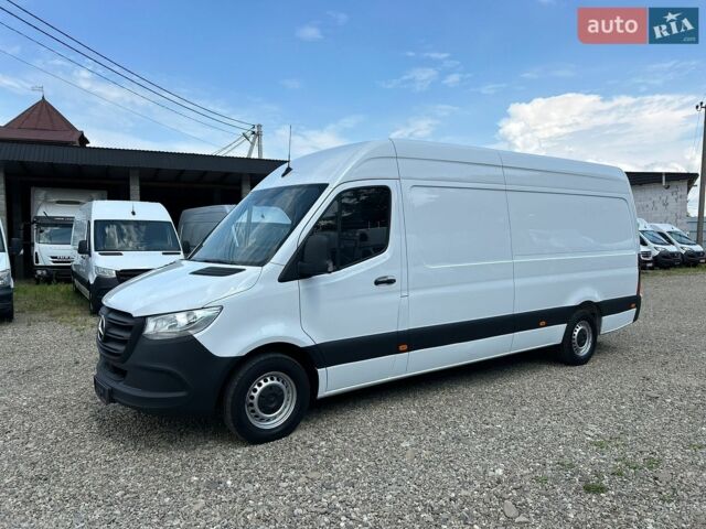Білий Мерседес Sprinter, об'ємом двигуна 2.2 л та пробігом 239 тис. км за 22670 $, фото 1 на Automoto.ua