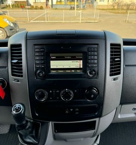 Белый Мерседес Sprinter, объемом двигателя 2.2 л и пробегом 309 тыс. км за 20300 $, фото 16 на Automoto.ua