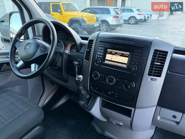 Білий Мерседес Sprinter, об'ємом двигуна 3 л та пробігом 302 тис. км за 24999 $, фото 41 на Automoto.ua