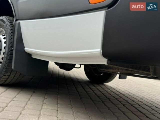 Белый Мерседес Sprinter, объемом двигателя 2.2 л и пробегом 320 тыс. км за 16999 $, фото 17 на Automoto.ua