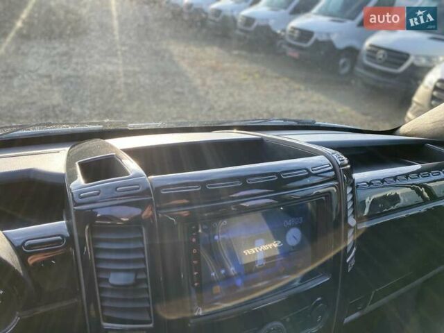 Білий Мерседес Sprinter, об'ємом двигуна 2.14 л та пробігом 368 тис. км за 25750 $, фото 70 на Automoto.ua