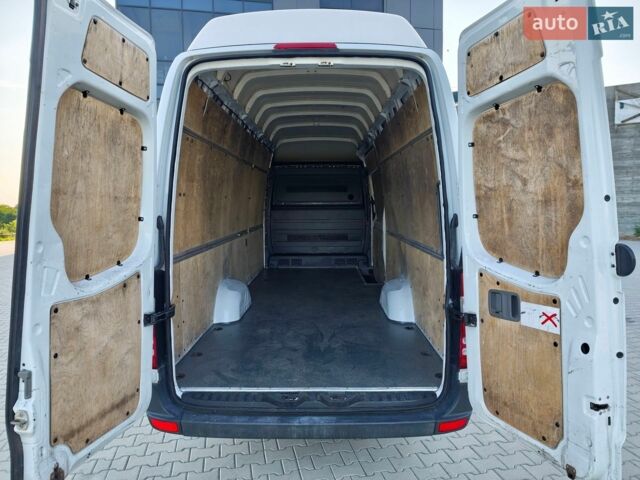 Белый Мерседес Sprinter, объемом двигателя 2.14 л и пробегом 367 тыс. км за 25000 $, фото 20 на Automoto.ua