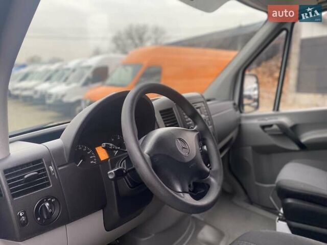 Белый Мерседес Sprinter, объемом двигателя 2.2 л и пробегом 151 тыс. км за 17500 $, фото 39 на Automoto.ua