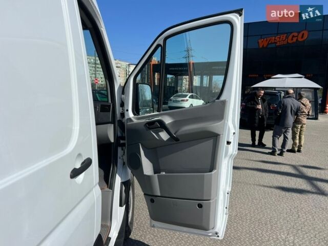 Білий Мерседес Sprinter, об'ємом двигуна 2.14 л та пробігом 178 тис. км за 22500 $, фото 51 на Automoto.ua