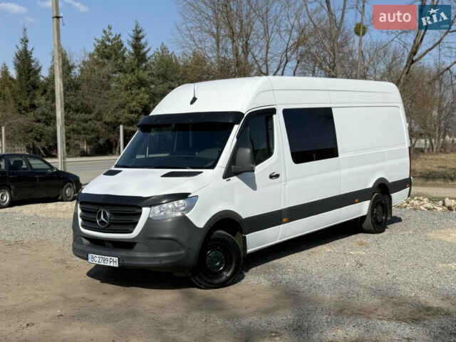 Белый Мерседес Sprinter, объемом двигателя 2.99 л и пробегом 490 тыс. км за 29999 $, фото 22 на Automoto.ua