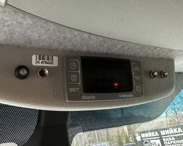 Белый Мерседес Sprinter, объемом двигателя 2.2 л и пробегом 468 тыс. км за 21000 $, фото 19 на Automoto.ua