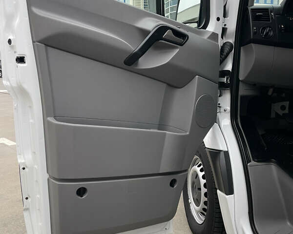 Белый Мерседес Sprinter, объемом двигателя 3 л и пробегом 300 тыс. км за 29500 $, фото 23 на Automoto.ua