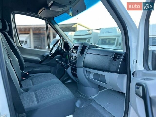 Білий Мерседес Sprinter, об'ємом двигуна 2.2 л та пробігом 161 тис. км за 19830 $, фото 29 на Automoto.ua