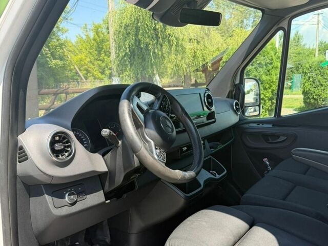 Белый Мерседес Sprinter, объемом двигателя 2.14 л и пробегом 745 тыс. км за 24500 $, фото 4 на Automoto.ua