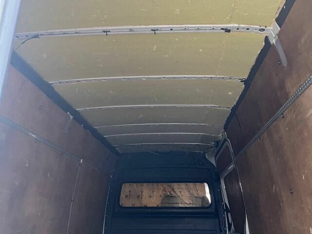 Белый Мерседес Sprinter, объемом двигателя 3 л и пробегом 450 тыс. км за 20000 $, фото 1 на Automoto.ua