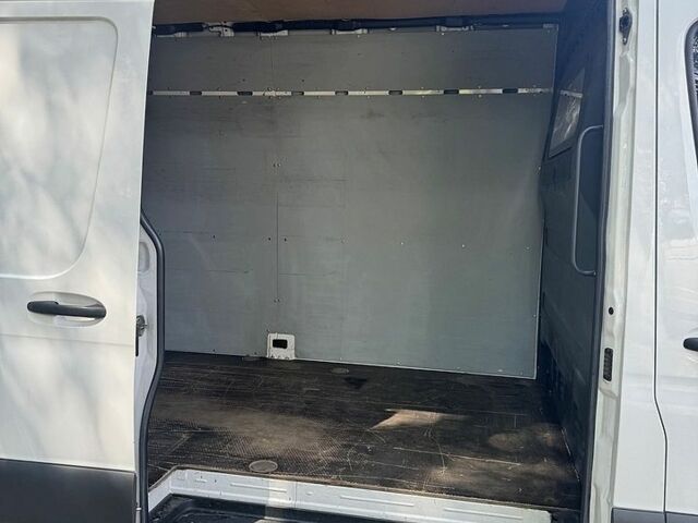 Белый Мерседес Sprinter, объемом двигателя 2.14 л и пробегом 564 тыс. км за 19900 $, фото 20 на Automoto.ua