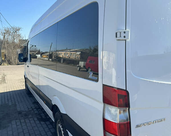 Белый Мерседес Sprinter, объемом двигателя 0 л и пробегом 450 тыс. км за 34000 $, фото 8 на Automoto.ua