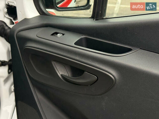 Білий Мерседес Sprinter, об'ємом двигуна 2.1 л та пробігом 313 тис. км за 25900 $, фото 18 на Automoto.ua