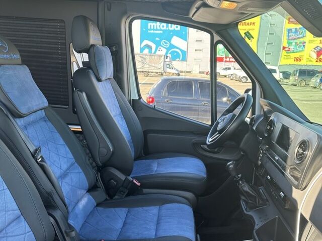 Білий Мерседес Sprinter, об'ємом двигуна 2.1 л та пробігом 420 тис. км за 40627 $, фото 4 на Automoto.ua