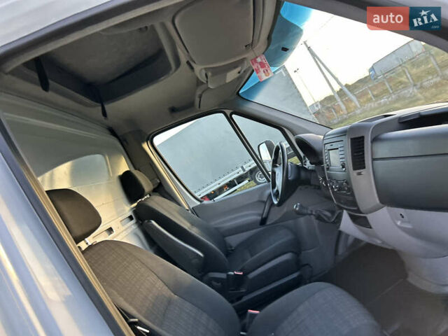 Белый Мерседес Sprinter, объемом двигателя 3 л и пробегом 150 тыс. км за 23800 $, фото 65 на Automoto.ua