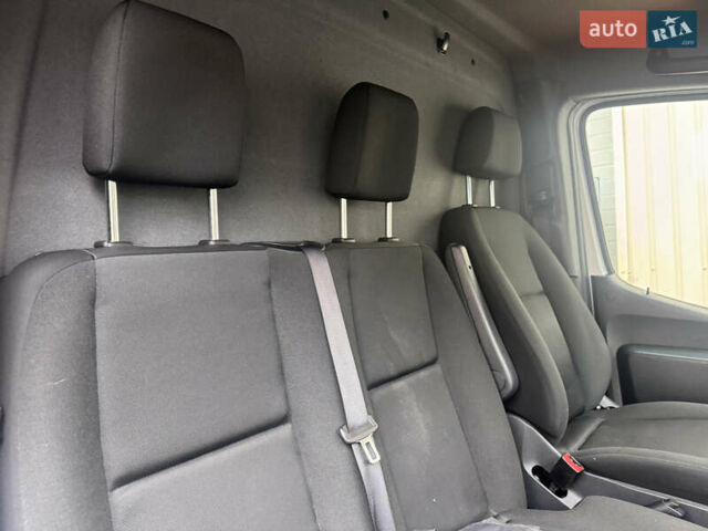 Білий Мерседес Sprinter, об'ємом двигуна 2.14 л та пробігом 262 тис. км за 23000 $, фото 10 на Automoto.ua