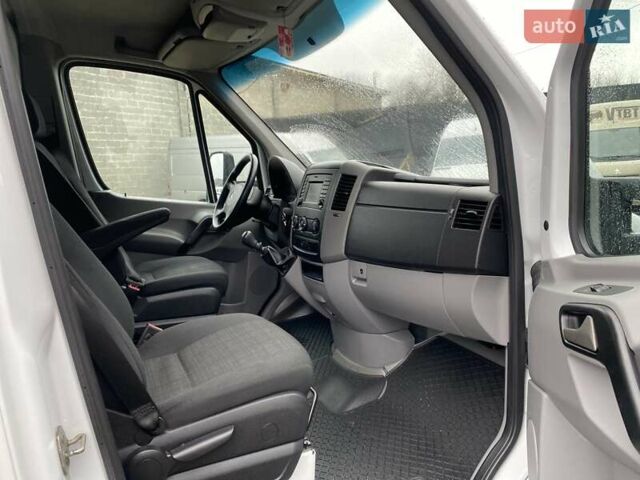 Білий Мерседес Sprinter, об'ємом двигуна 3.03 л та пробігом 140 тис. км за 23800 $, фото 29 на Automoto.ua