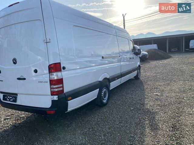 Белый Мерседес Sprinter, объемом двигателя 2.2 л и пробегом 290 тыс. км за 19950 $, фото 10 на Automoto.ua