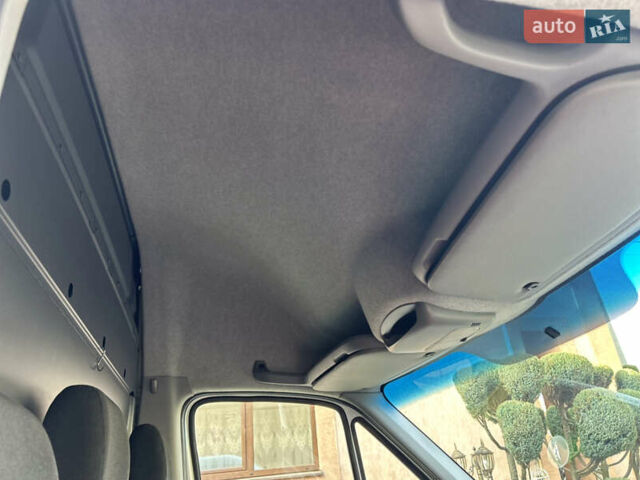 Білий Мерседес Sprinter, об'ємом двигуна 2.14 л та пробігом 160 тис. км за 24000 $, фото 84 на Automoto.ua