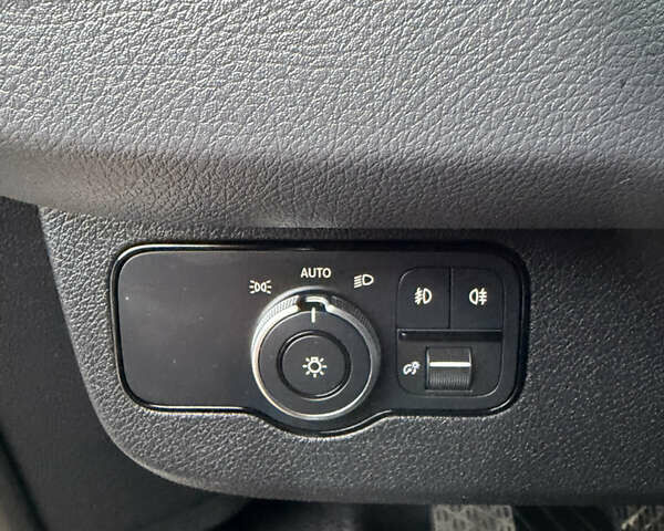 Белый Мерседес Sprinter, объемом двигателя 0 л и пробегом 272 тыс. км за 24500 $, фото 15 на Automoto.ua