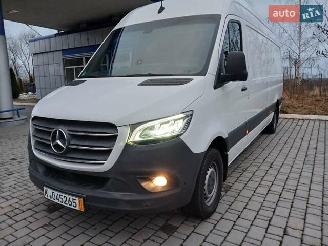 Белый Мерседес Sprinter, объемом двигателя 2.14 л и пробегом 386 тыс. км за 23600 $, фото 13 на Automoto.ua