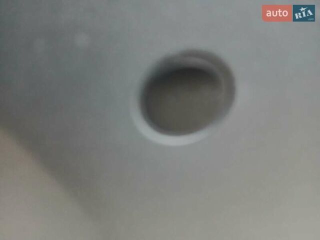 Белый Мерседес Sprinter, объемом двигателя 2.14 л и пробегом 386 тыс. км за 23600 $, фото 1 на Automoto.ua