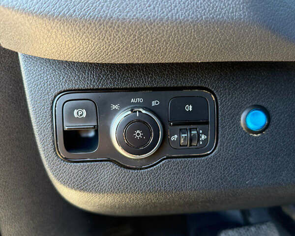 Мерседес Sprinter 2019 в Тернополе на Automoto.ua Белый Мерседес Sprinter, объемом двигателя 2.2 л и пробегом 301 тыс. км за 34900 $, фото 12 на Automoto.ua