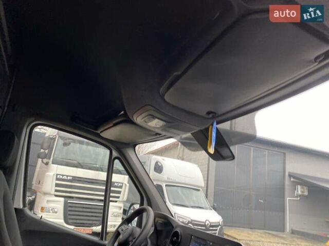 Белый Мерседес Sprinter, объемом двигателя 2.2 л и пробегом 165 тыс. км за 22880 $, фото 32 на Automoto.ua