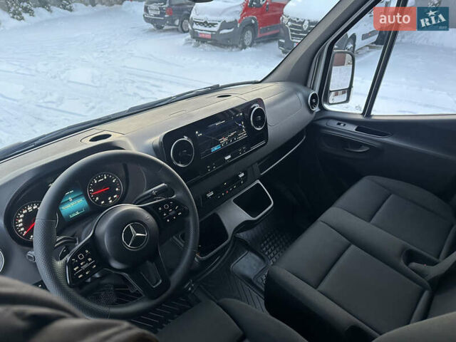 Білий Мерседес Sprinter, об'ємом двигуна 2.99 л та пробігом 349 тис. км за 34000 $, фото 40 на Automoto.ua