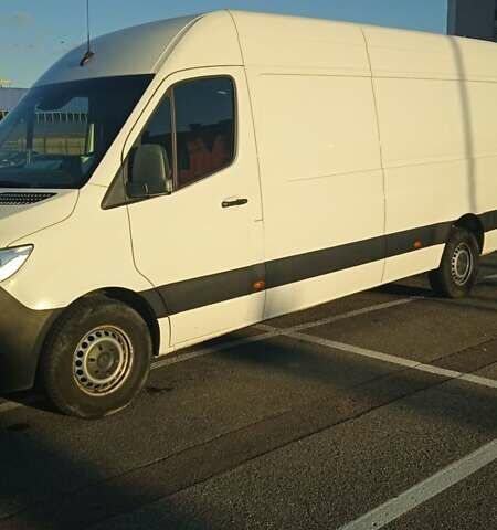 Белый Мерседес Sprinter, объемом двигателя 2.14 л и пробегом 411 тыс. км за 21500 $, фото 6 на Automoto.ua