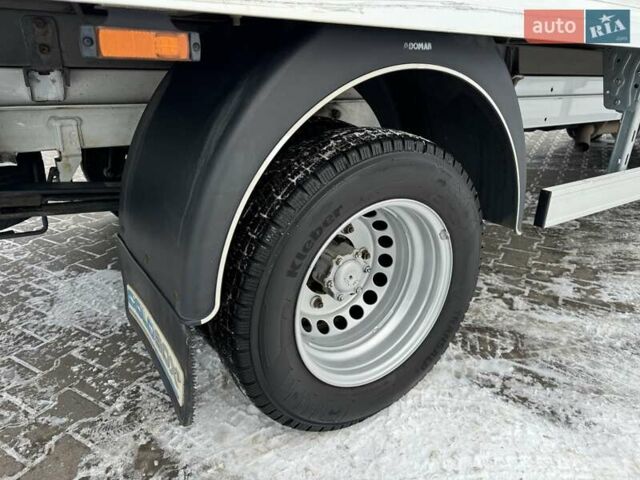 Белый Мерседес Sprinter, объемом двигателя 2.2 л и пробегом 260 тыс. км за 33000 $, фото 12 на Automoto.ua