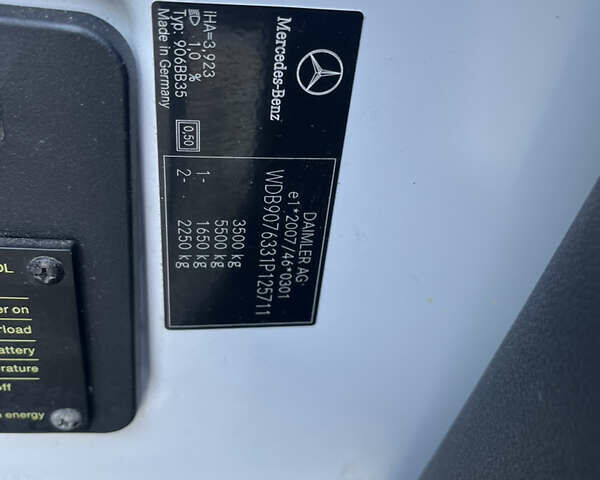 Білий Мерседес Sprinter, об'ємом двигуна 2.14 л та пробігом 300 тис. км за 22900 $, фото 37 на Automoto.ua