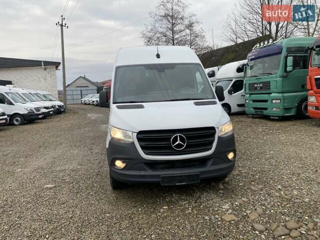 Белый Мерседес Sprinter, объемом двигателя 2.2 л и пробегом 165 тыс. км за 22880 $, фото 19 на Automoto.ua
