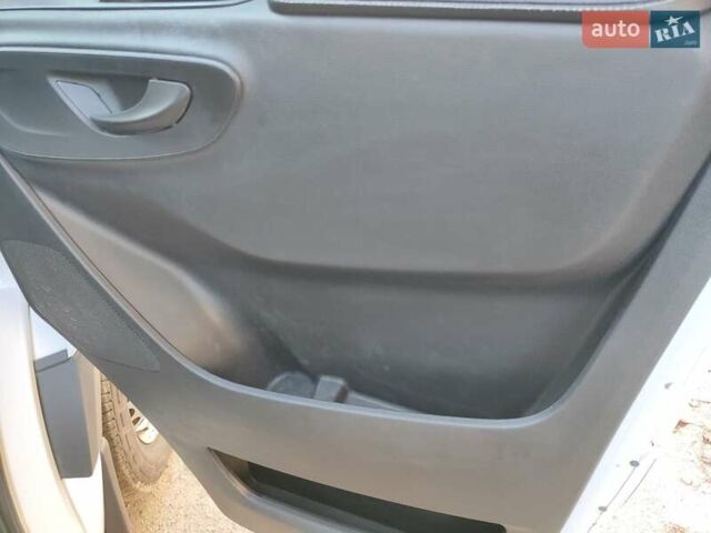 Белый Мерседес Sprinter, объемом двигателя 2.14 л и пробегом 406 тыс. км за 19500 $, фото 24 на Automoto.ua